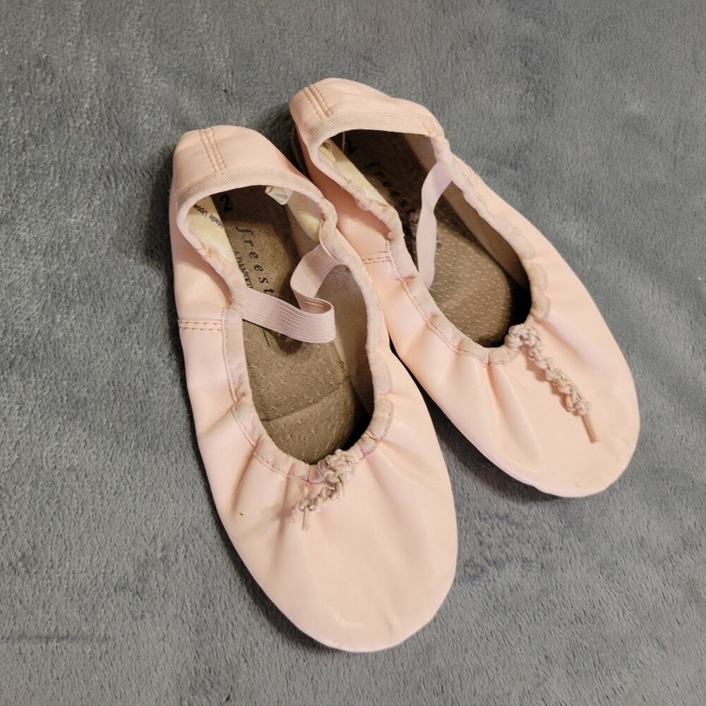 Freestyle Kids Girls Size 2 Pink Ballet Slipper Comfort Slip On Tie Adjustable
